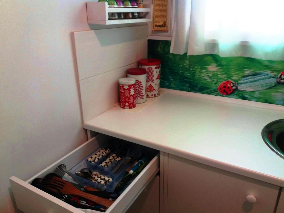 Renovated Apartment In The Center Of أثينا المظهر الخارجي الصورة