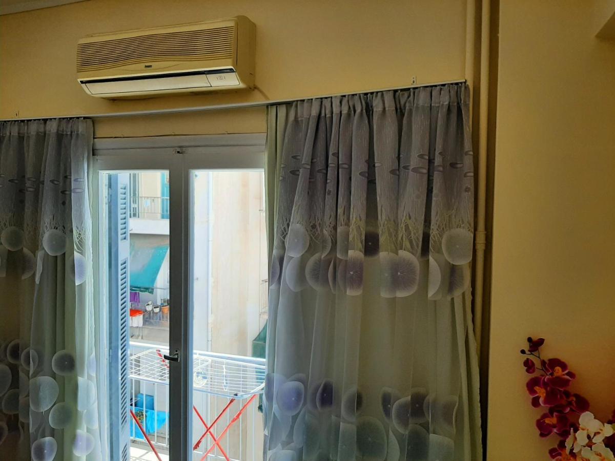 Renovated Apartment In The Center Of أثينا المظهر الخارجي الصورة